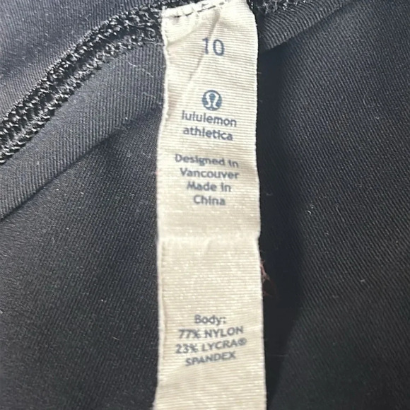 Lululemon sz 10 black crop leggings with cinch ties great pre owned condition - Picture 7 of 9